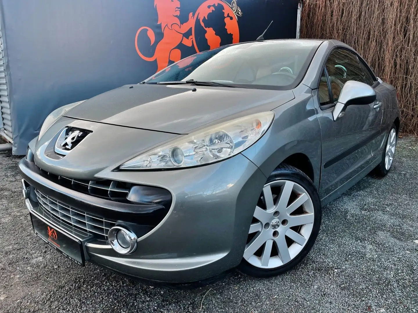 Peugeot 207 CC #TÜV#CABRIO#SHZ#LEDER#8.FACH-BER#ISOFIX Gris - 2