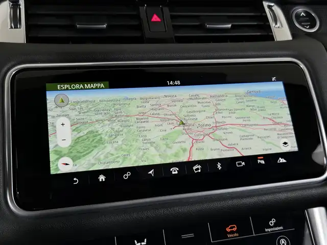 Land Rover Range Rover Sport view 12