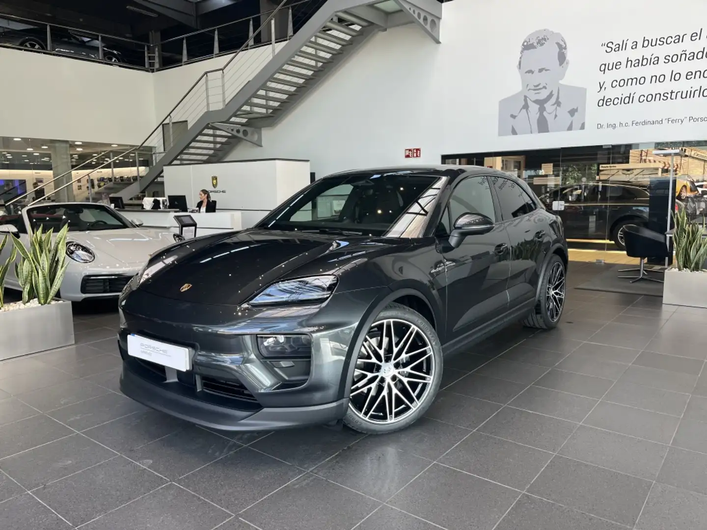 Porsche Macan 4 Gris - 1