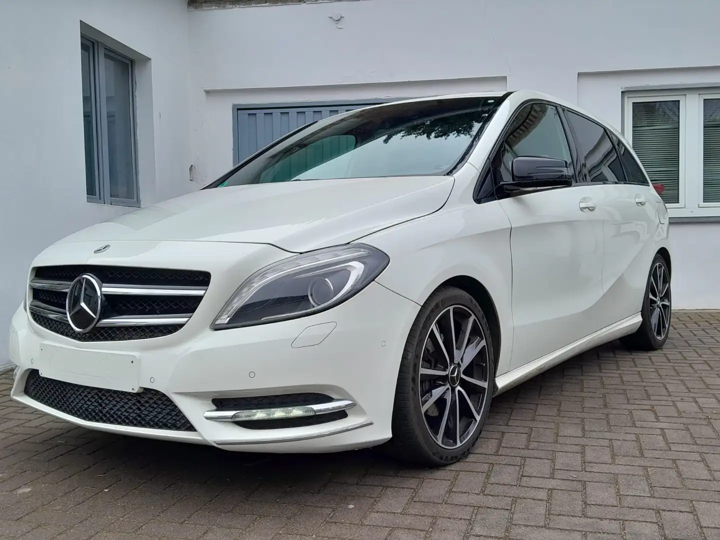 Mercedes-Benz B 200 B 200 (246.243) Weiß - 1
