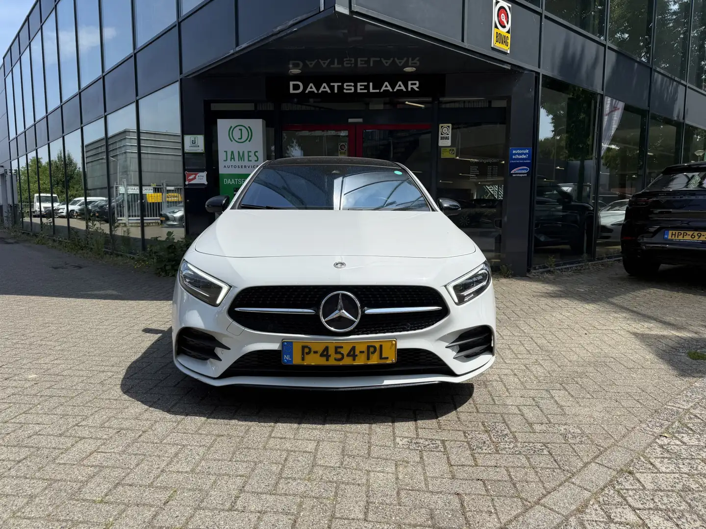 Mercedes-Benz A 200 Business Solution AMG / Panoramadak / Camera / Sfe Weiß - 2