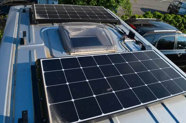 Renault Master III L2H2 | Camper | Bettfunktion | Solar