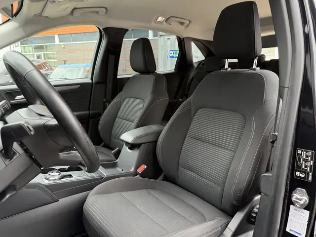 Ford Kuga view 6