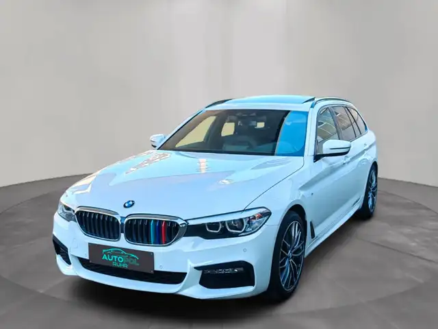 BMW 520 d xDrive M Sport Panorama HUD AHK Harman Kardon