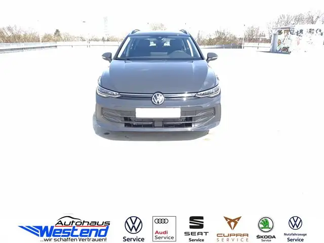 Volkswagen Golf Var. Life 2.0l TDI 85kW 6 Gang Navi LED PDC Klimaa