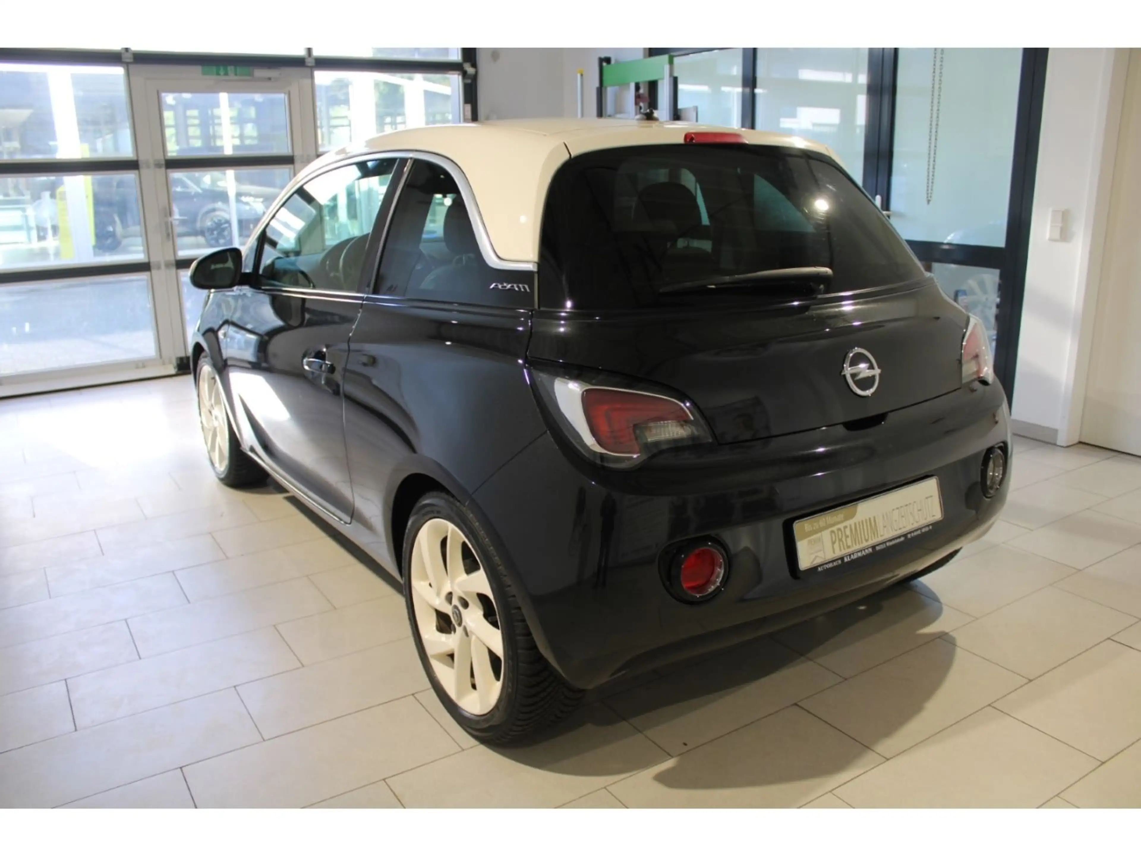 Opel Adam Slam ecoFlex Sportpaket Klimaautom Temp Ber — photo 4