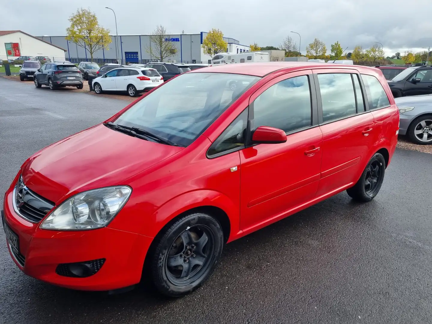 Opel Zafira Edition Klima AHK 7 Sitze ! Rot - 1