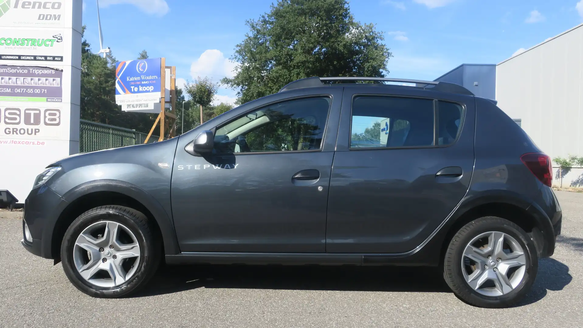 Dacia Sandero Sandero Stepway TCe 90 S Grijs - 2