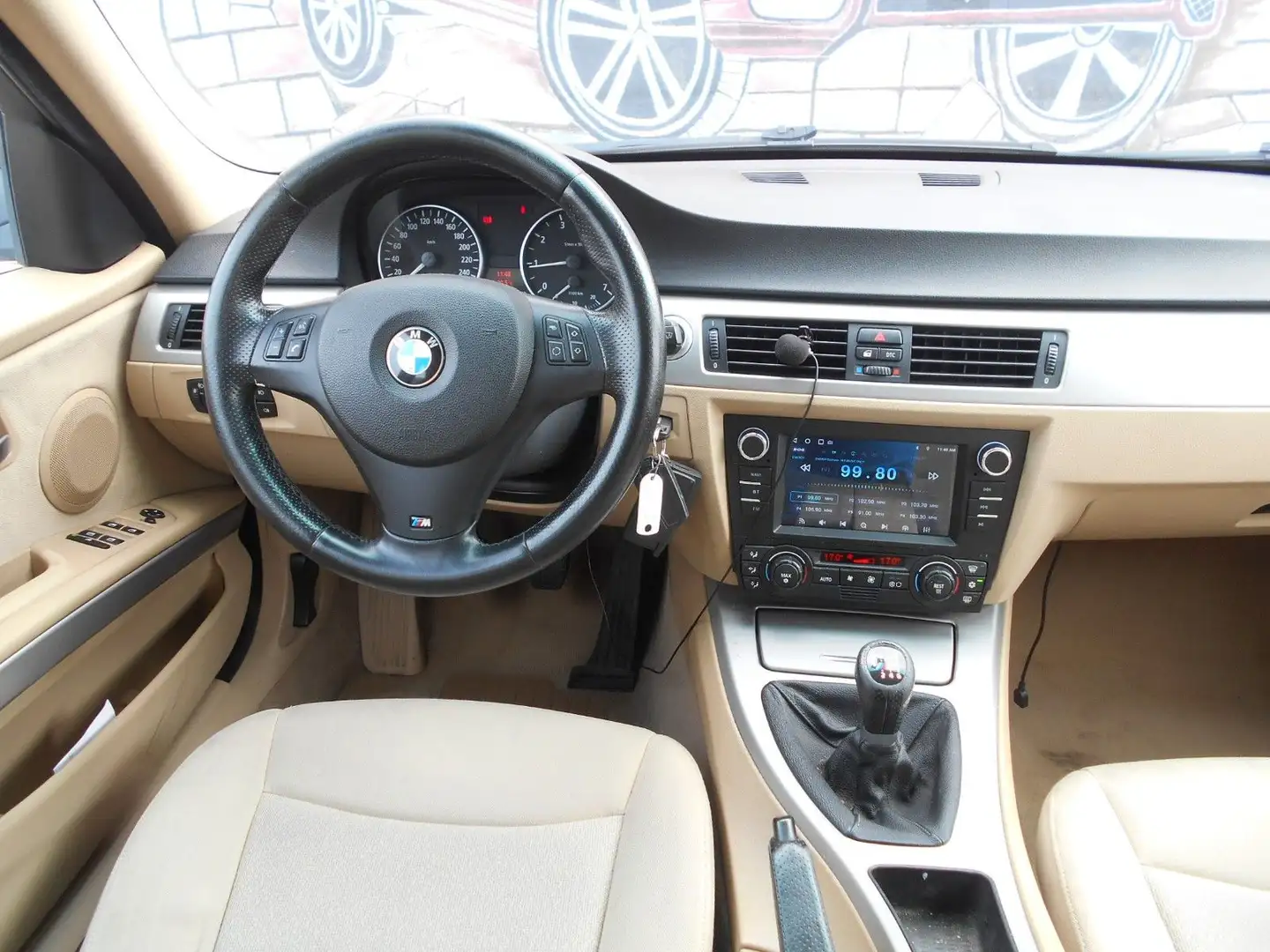 BMW 320 i Touring KLIMA/PDC Negru - 2