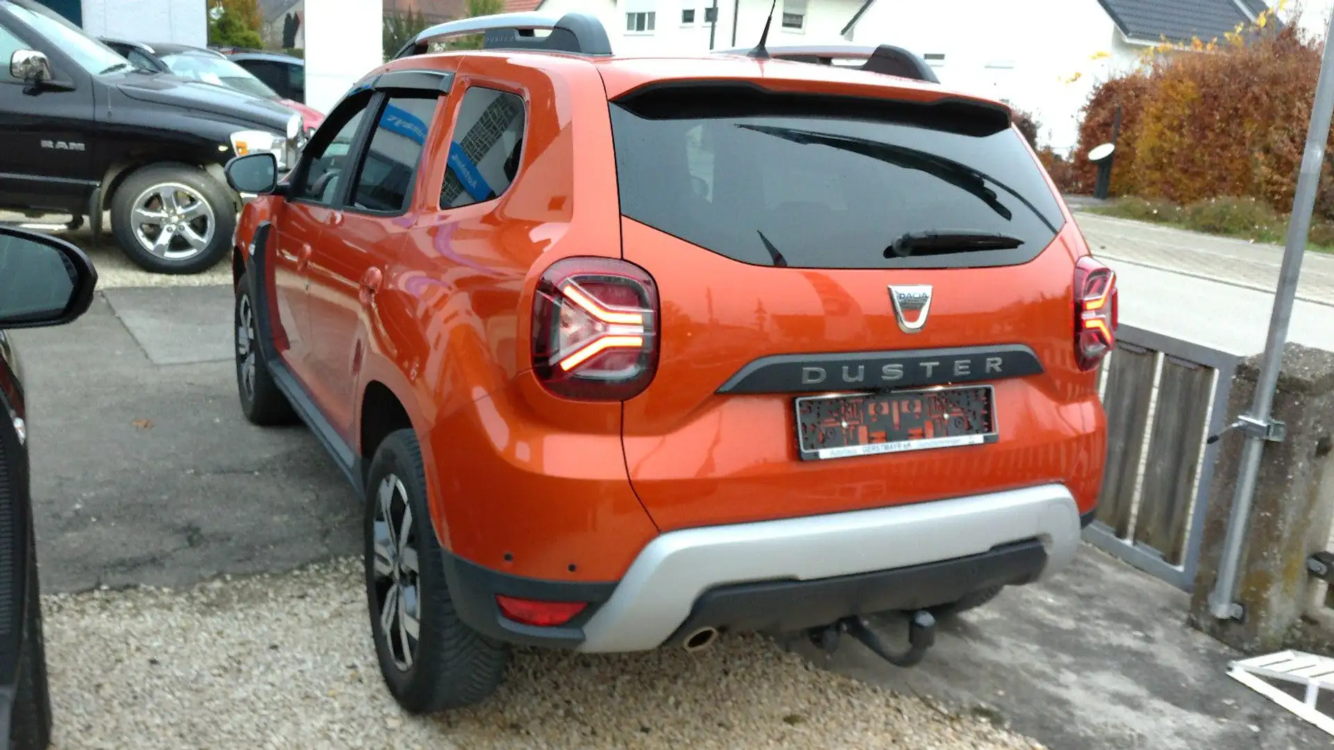 Dacia Duster Prestige TCe 150 EDC - Standhzg - AHK - Orange - 2