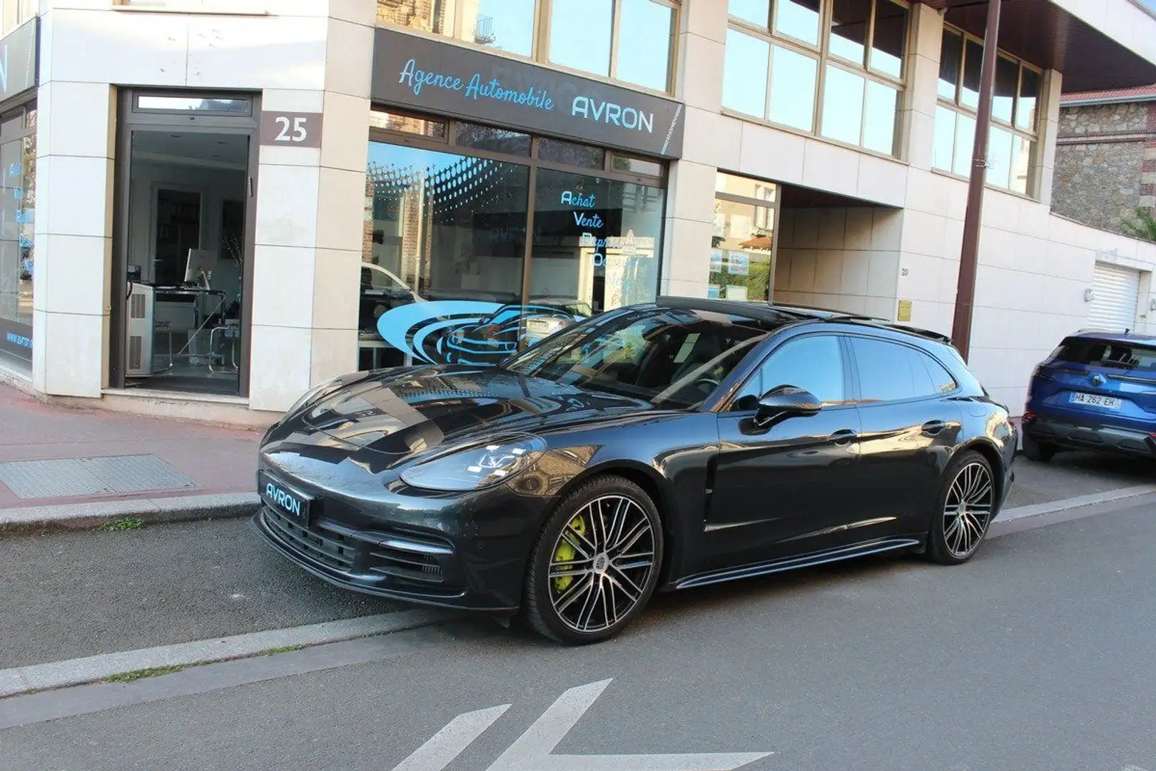 Porsche Panamera II (2) SPORT TURISMO 2.9 V6 3.0 462 HYBRID 4 Gris - 1
