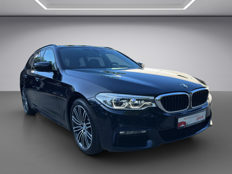 BMW 540 i xDrive M-Sport — photo 8