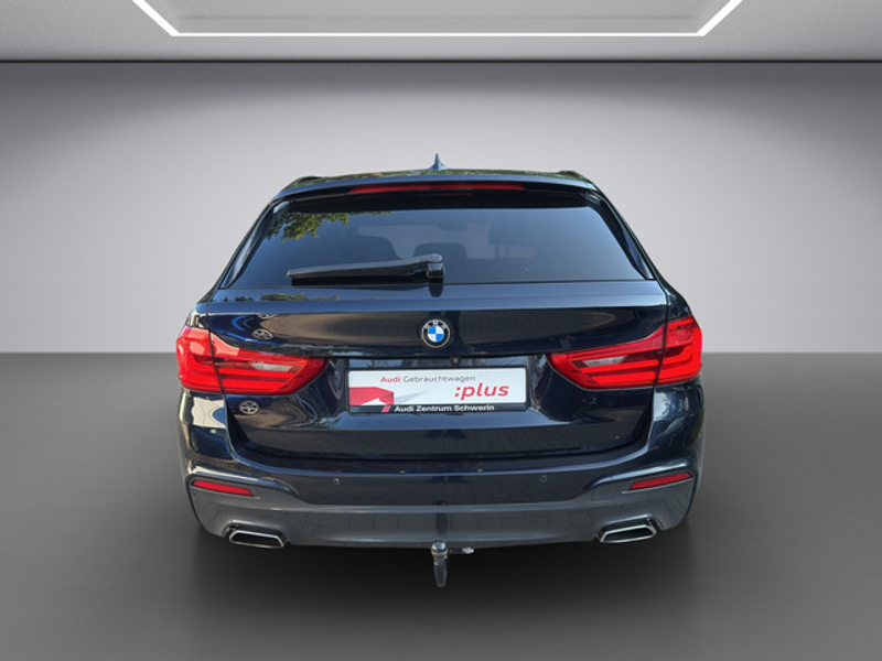 BMW 540 i xDrive M-Sport — photo 5