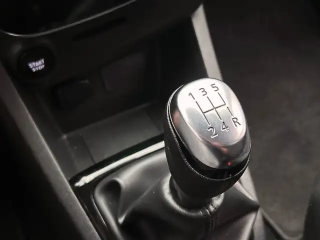 Renault Clio view 12