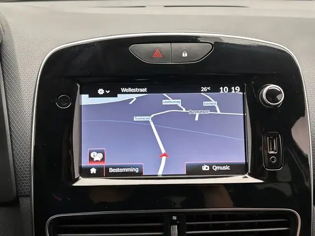 Renault Clio view 10