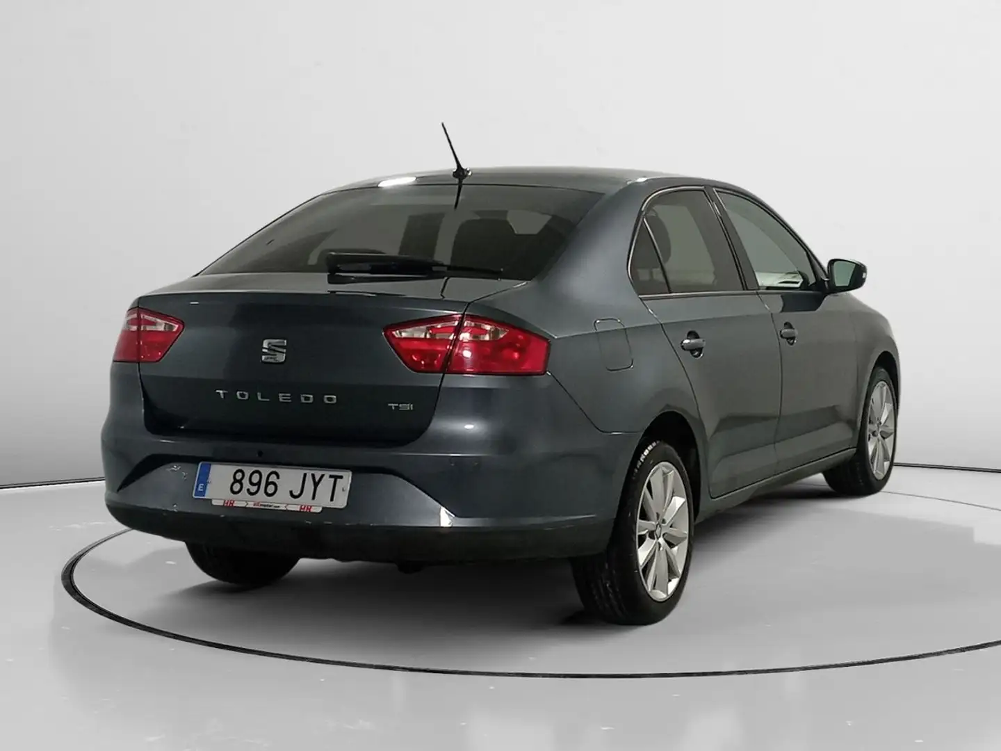 SEAT Toledo 1.2 TSI Reference 90 Gris - 2
