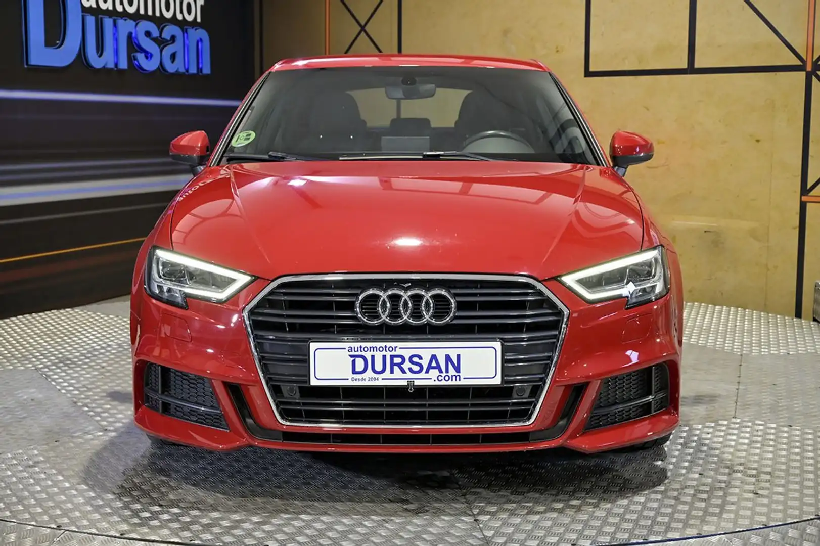 Audi A3 Sportback 1.4 TFSI Cod Ultra S Line ed. S-T 110kW Rojo - 2