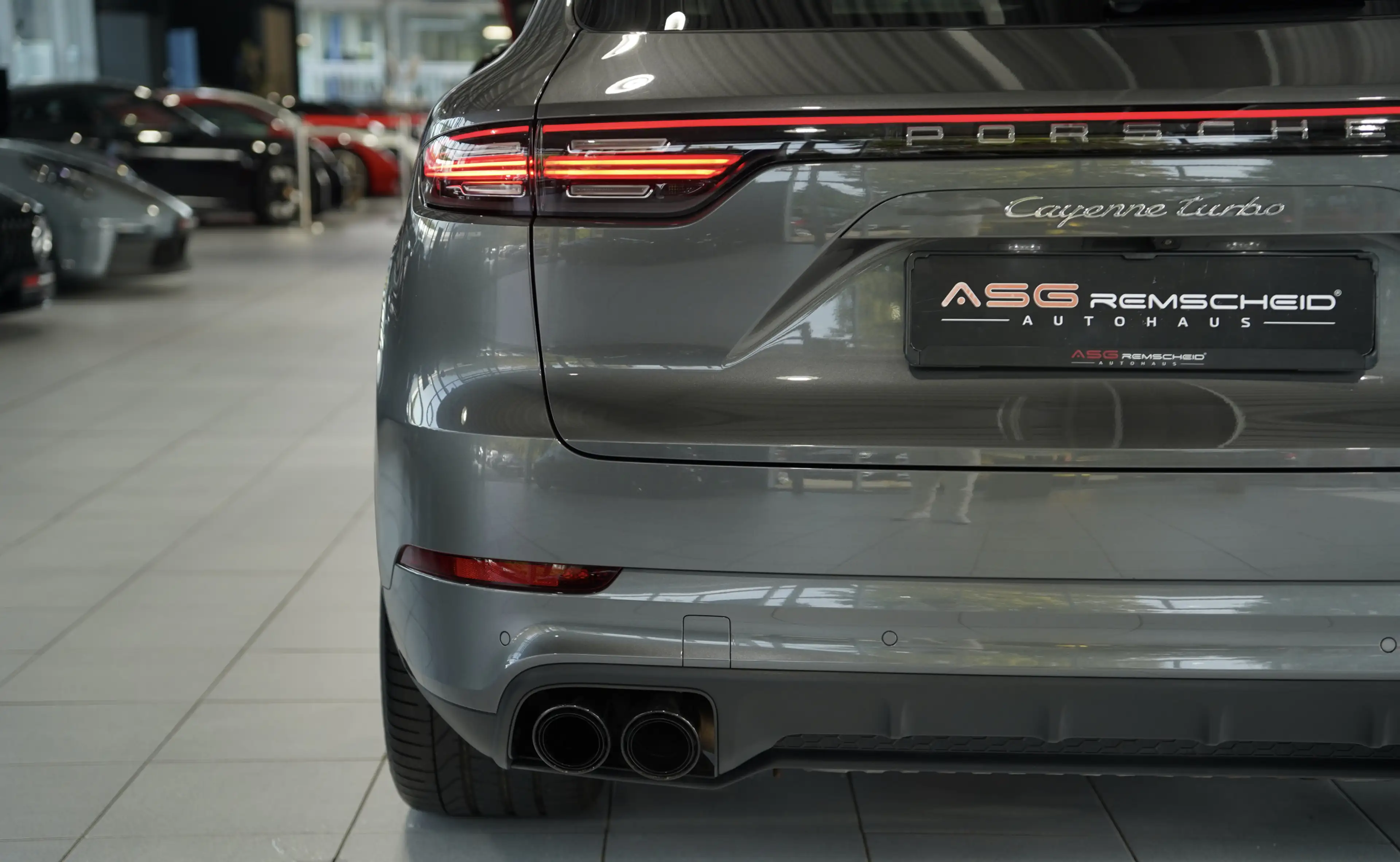 Porsche Cayenne Turbo *Chrono *Pano *Matrix *APPROVED — photo 13