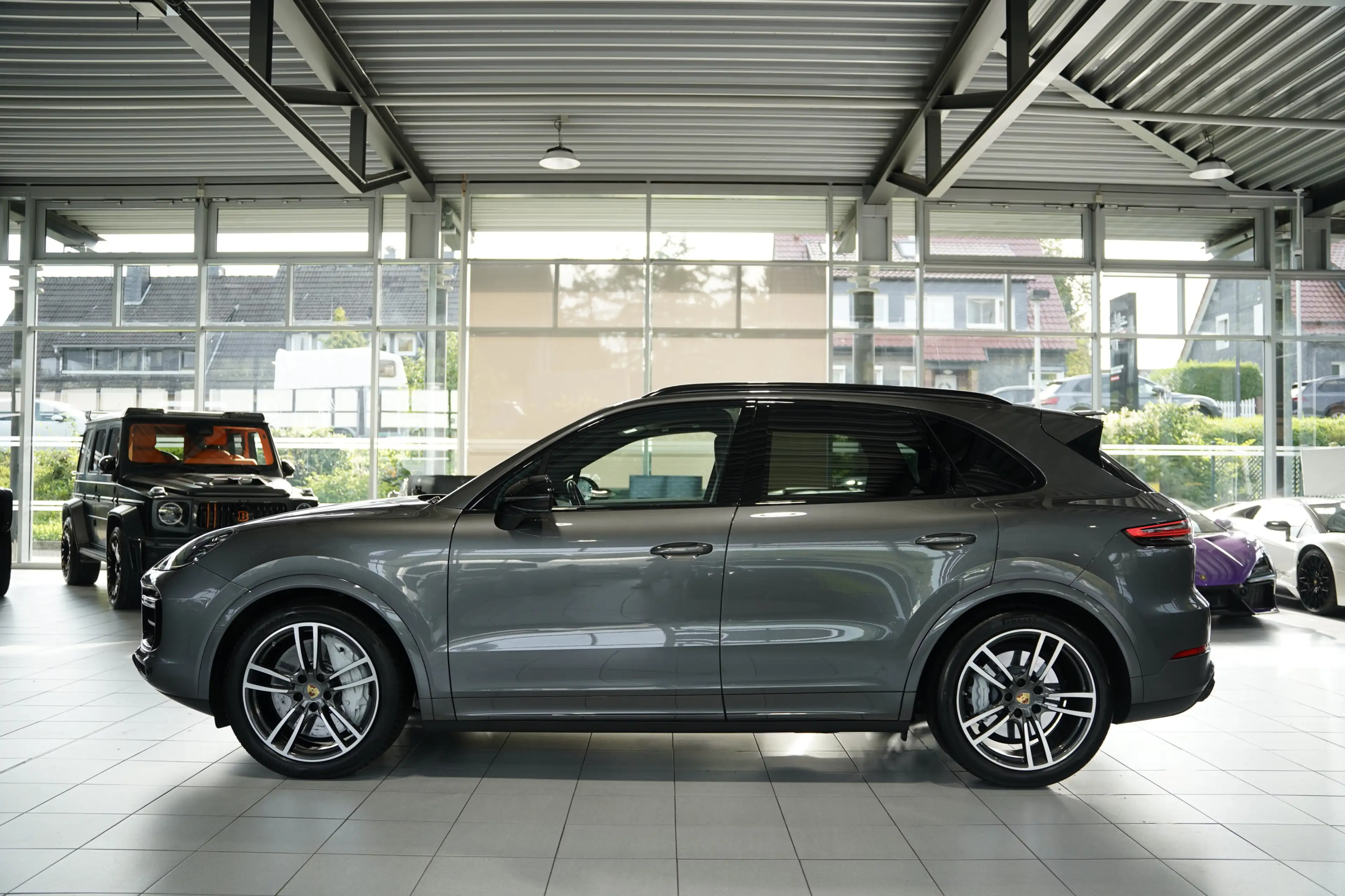 Porsche Cayenne Turbo *Chrono *Pano *Matrix *APPROVED — photo 9