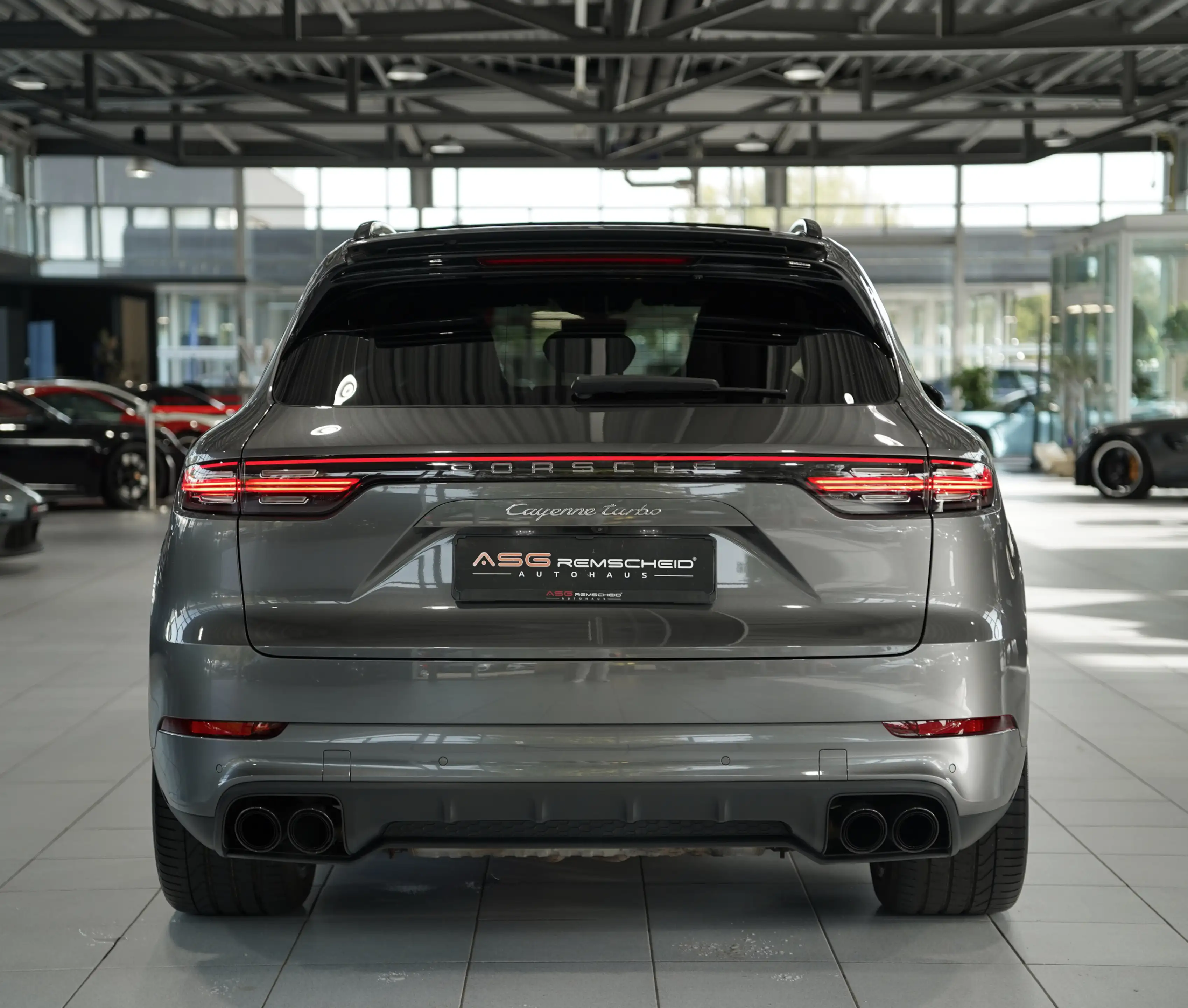 Porsche Cayenne Turbo *Chrono *Pano *Matrix *APPROVED — photo 7