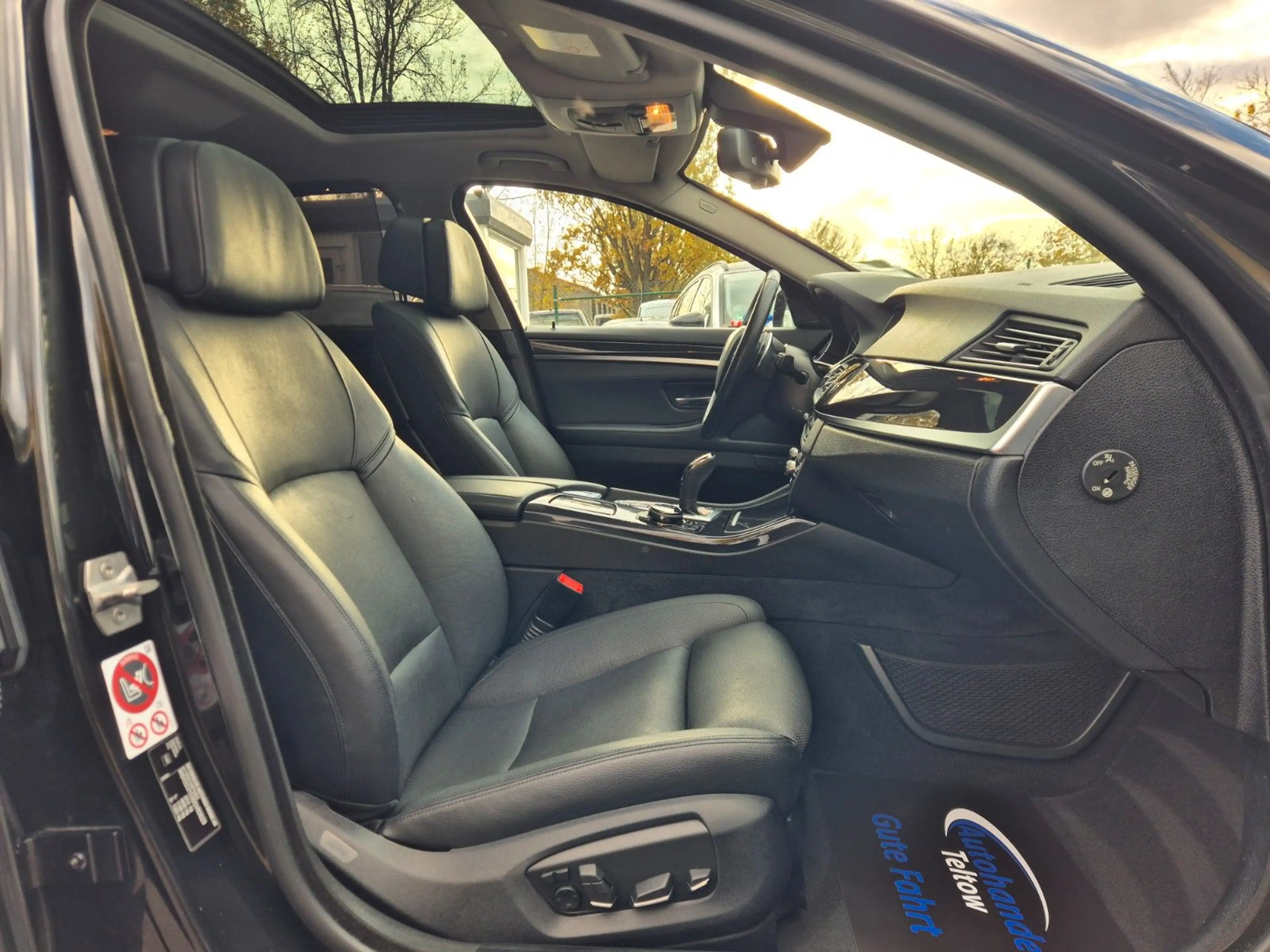 BMW 530 d xDrive *Vollausstattung — photo 10