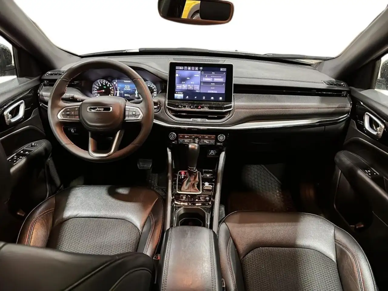 Jeep Compass снимка Jeep Compass
