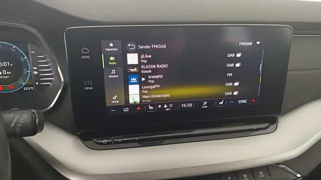 Skoda Octavia view 8