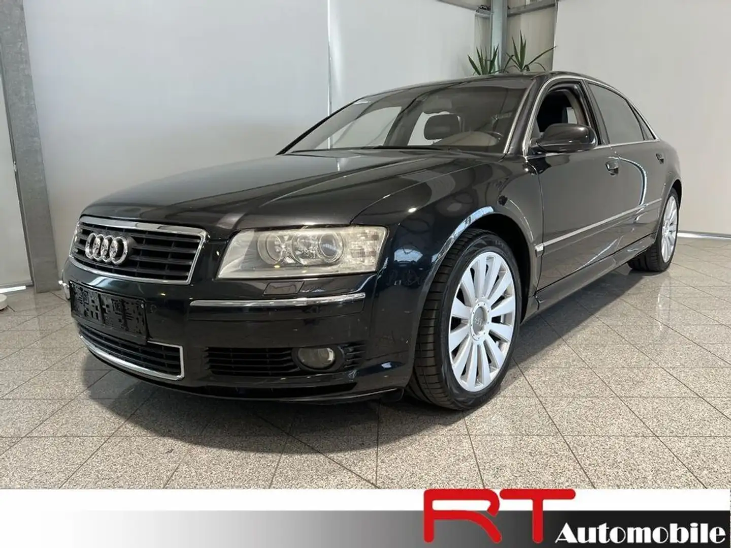 Audi A8 4.2 Quattro Lang Vermittlungsverkauf crna - 1