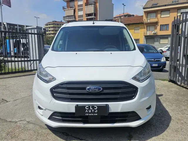 Ford Transit Connect view 2