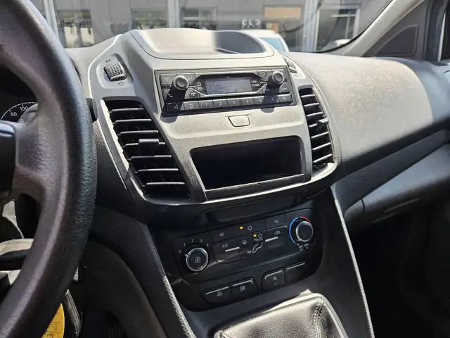 Ford Transit Connect view 12