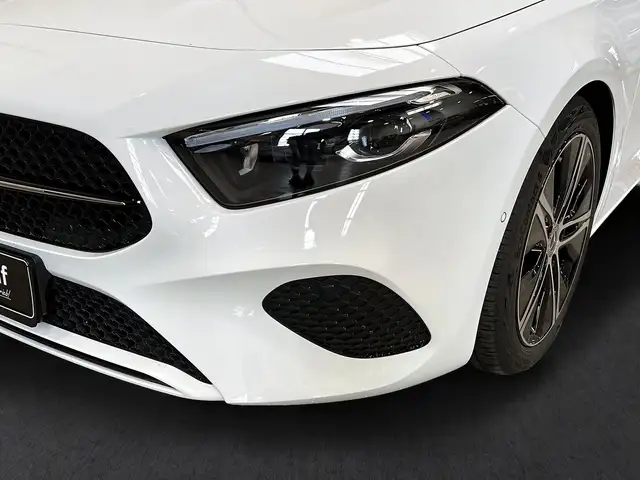 Mercedes-Benz A-Class view 15