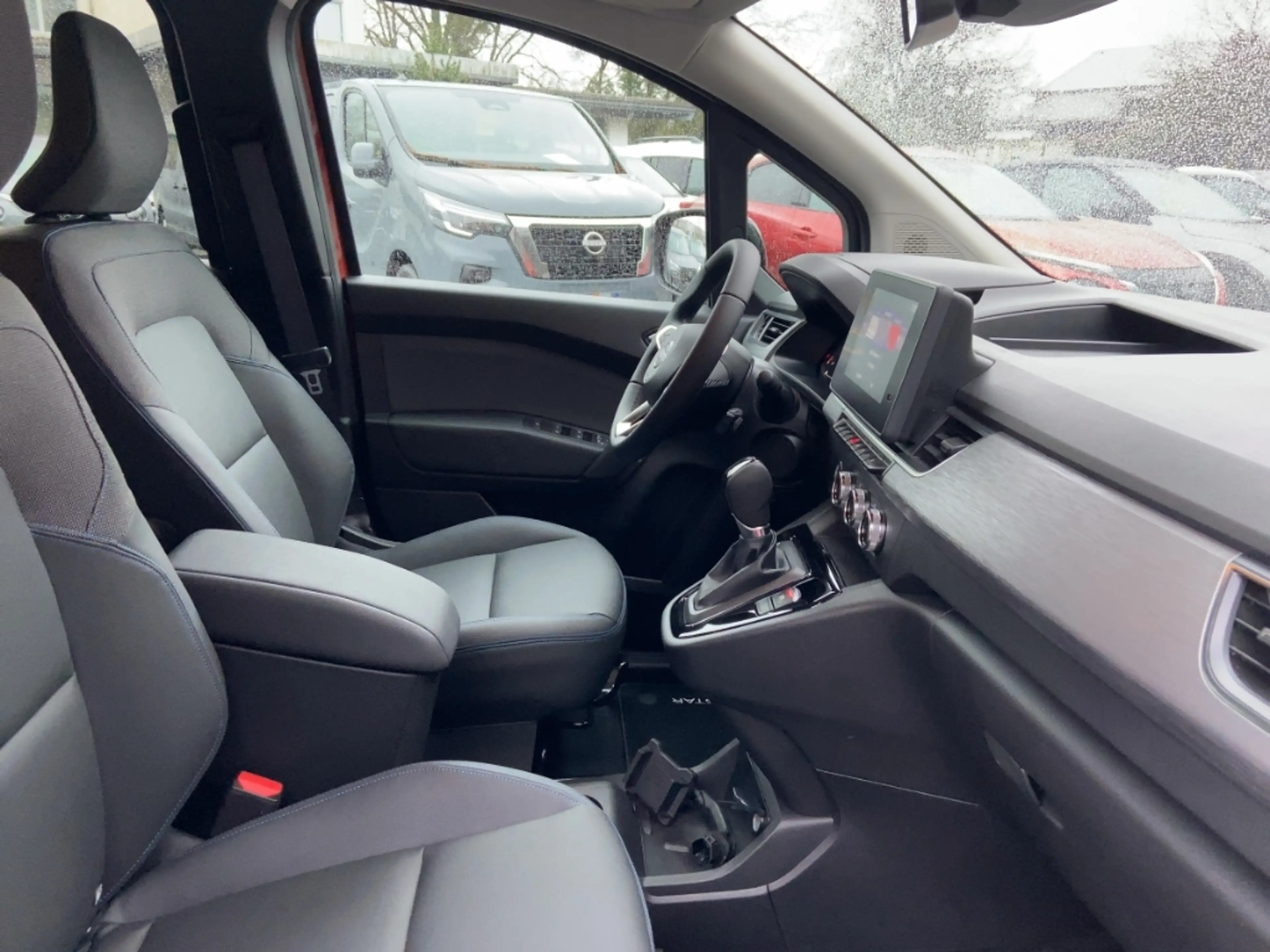 Nissan Townstar TEKNA Kombi L2 130PS Automatik/7Sit/Carplay — photo 10