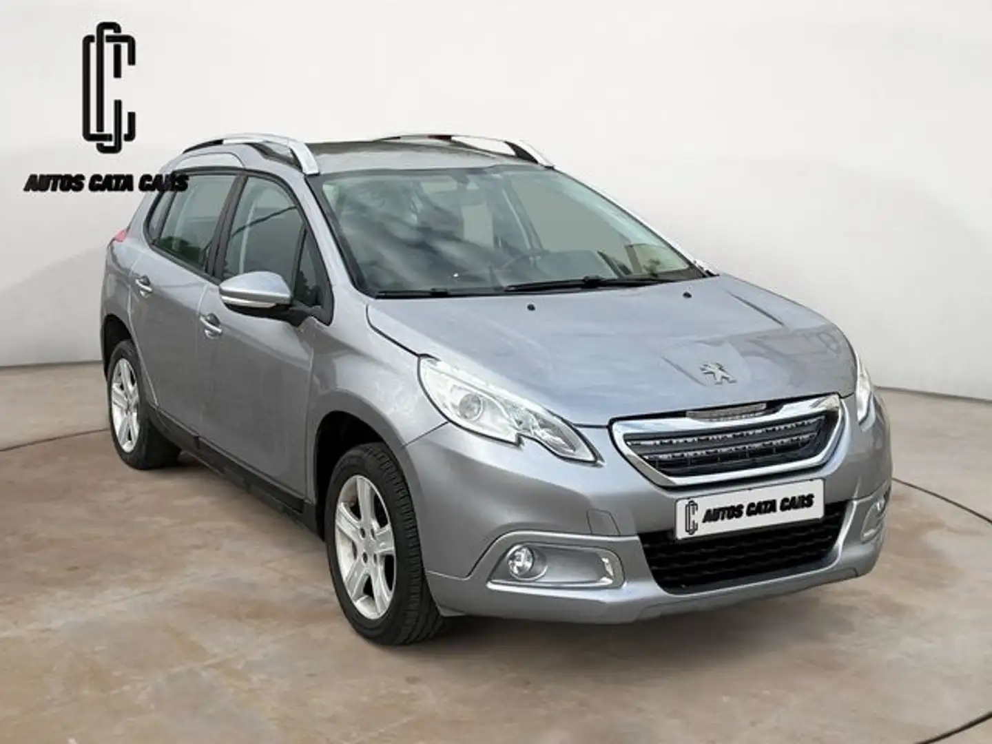 Peugeot 2008 1.2 PureTech Access 82 Gris - 1