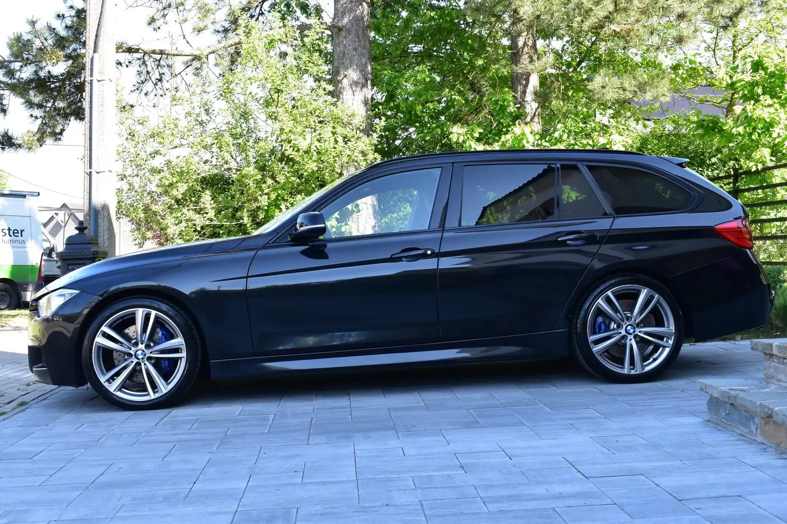 BMW 318 Touring dA ** PACK M INT/EXT ** Noir - 2
