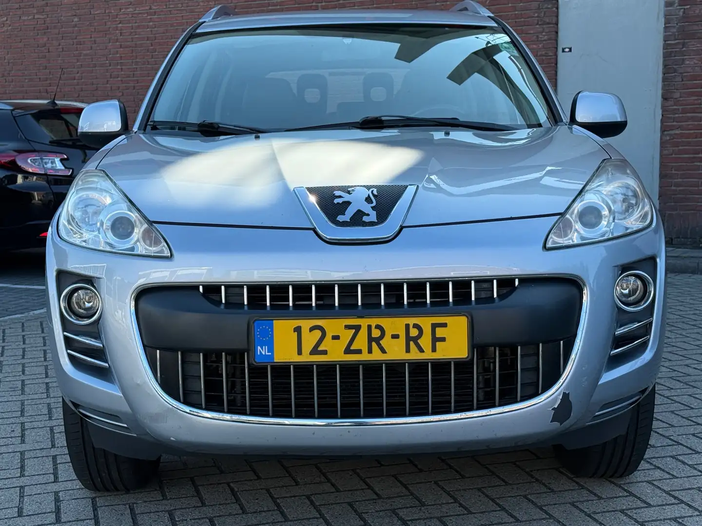 Peugeot 4007 2.4 ST 7p.|4x4|NAVI|CAMARA|TREKHAAK Grijs - 2