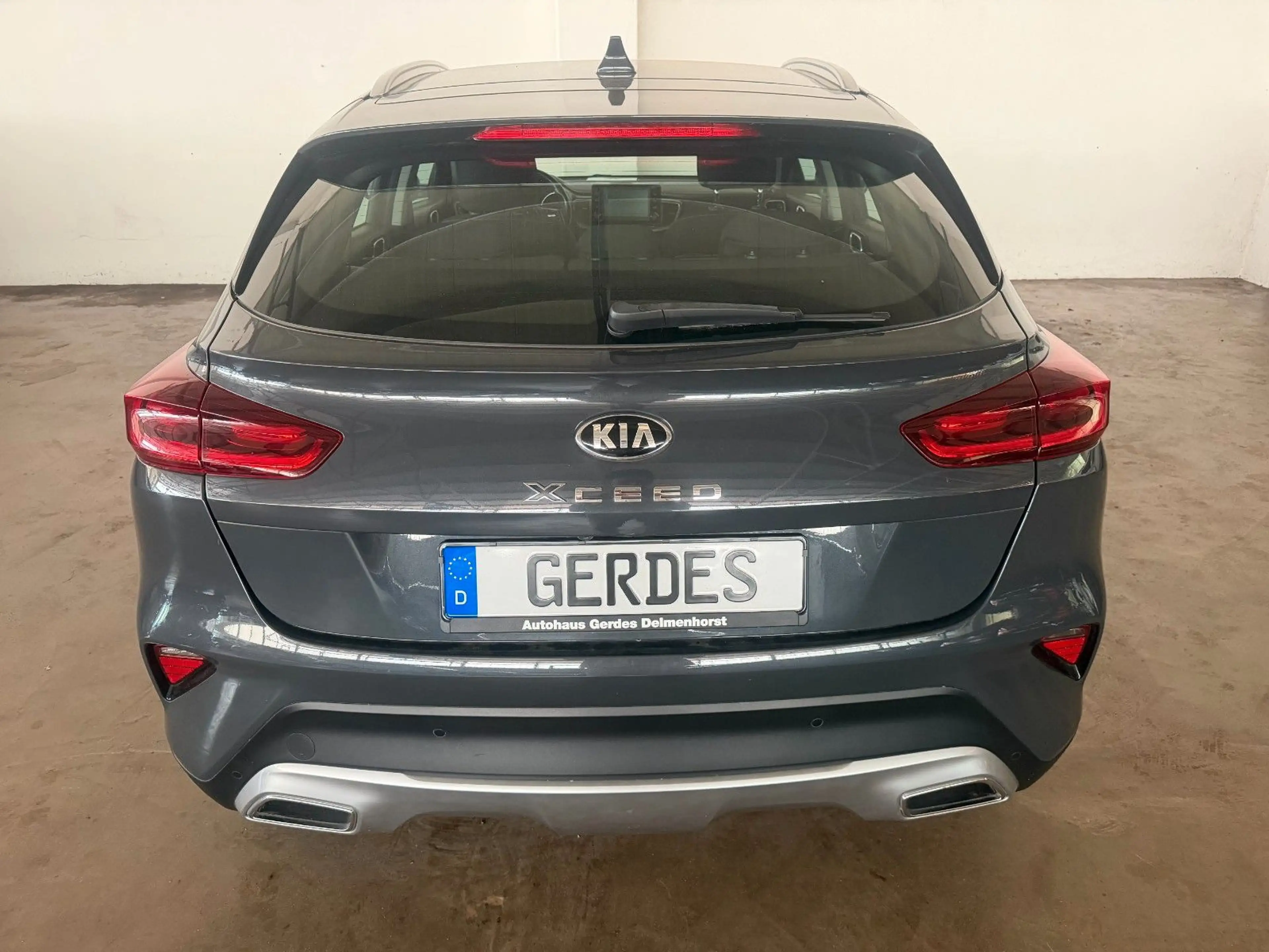 Kia XCeed — photo 9