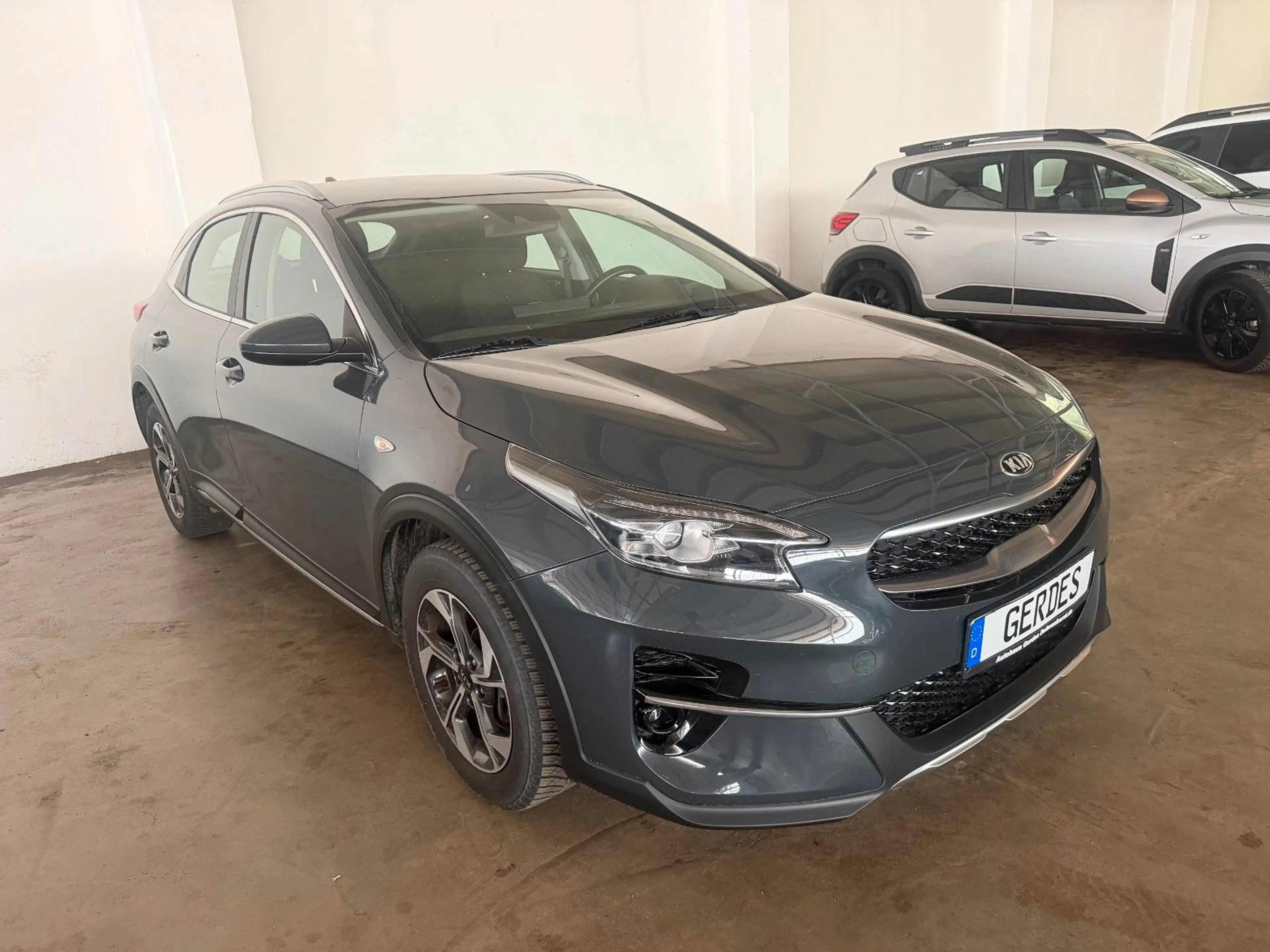 Kia XCeed — photo 5