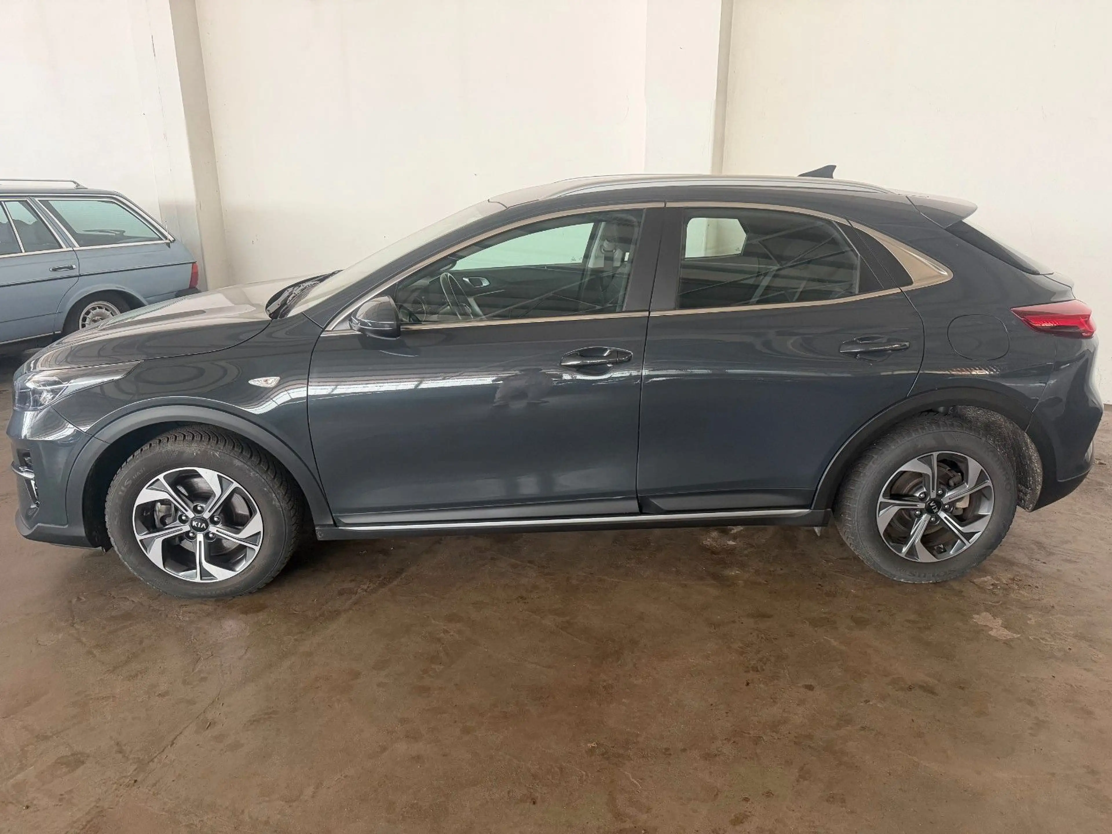 Kia XCeed — photo 3