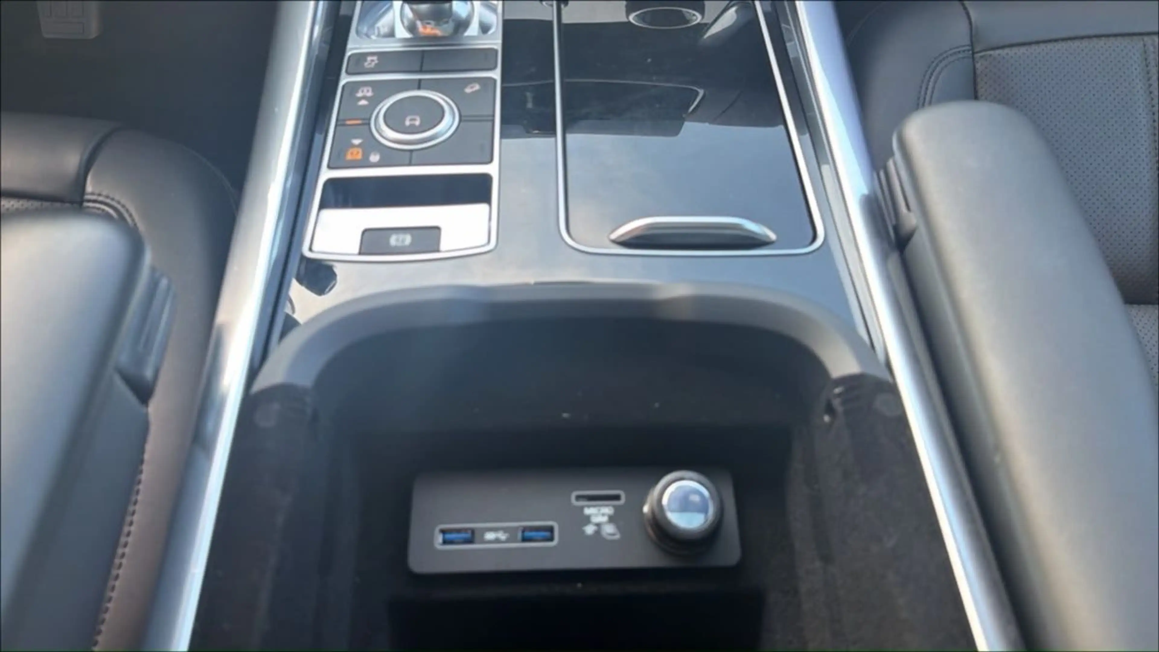 Land Rover Range Rover Sport HSE Dynamic Stealth — photo 14