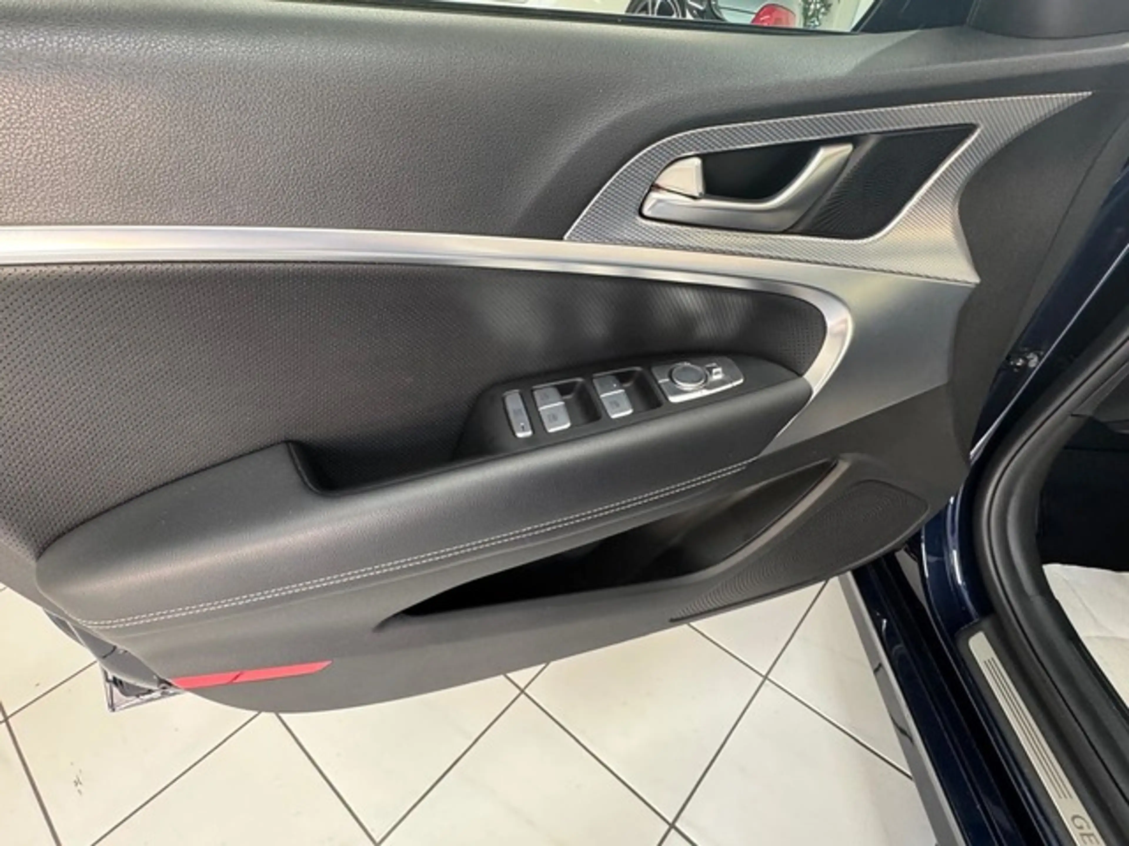 Genesis G70 AWD PANO LEDER SPUR TOTW KAMERA NETTO 29.000 — photo 8