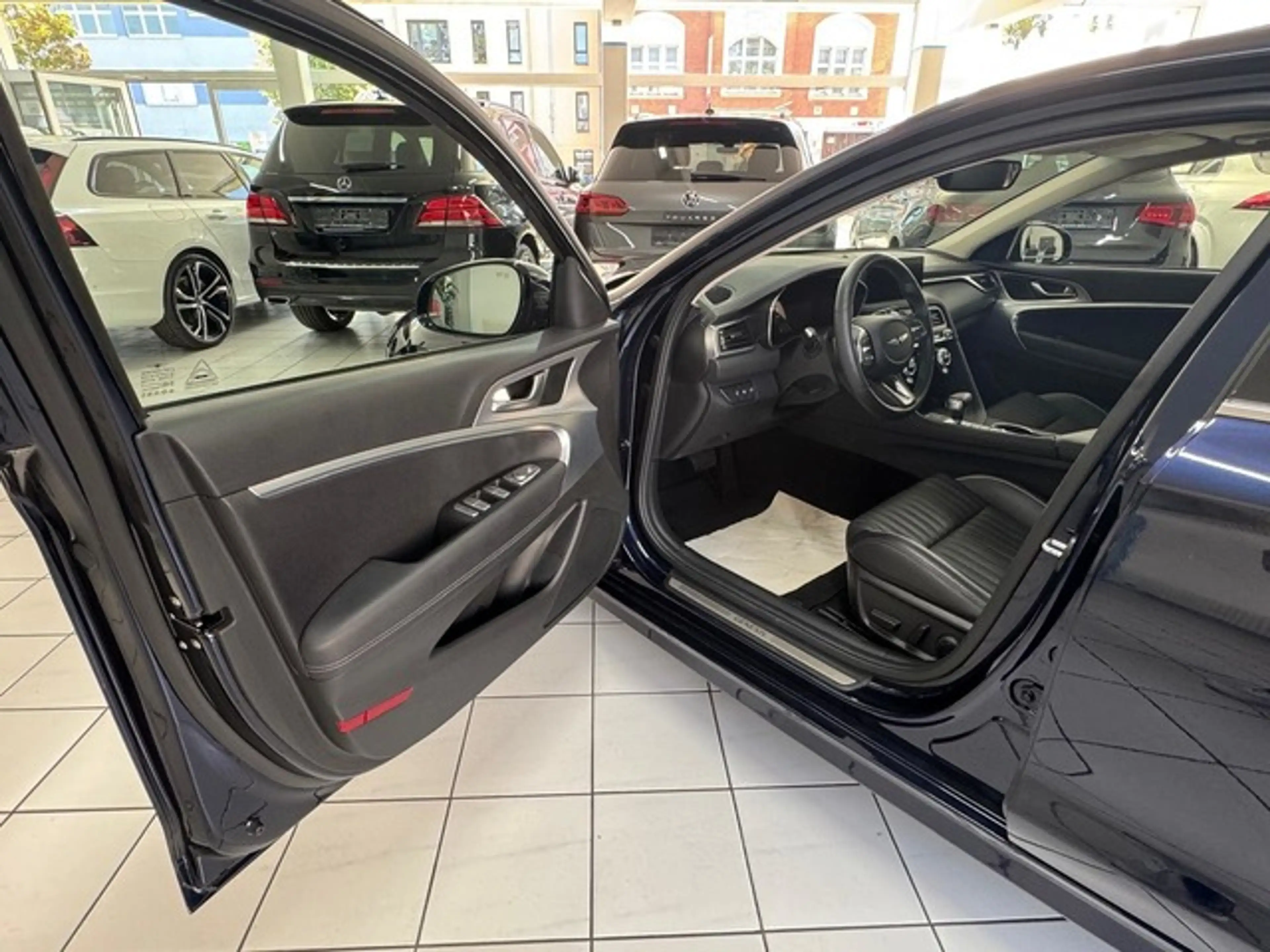 Genesis G70 AWD PANO LEDER SPUR TOTW KAMERA NETTO 29.000 — photo 7