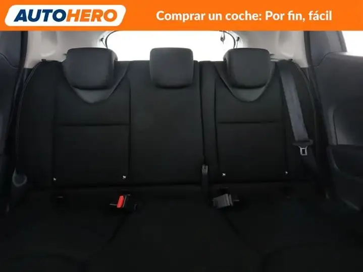 Renault Clio 2015, foto 16
