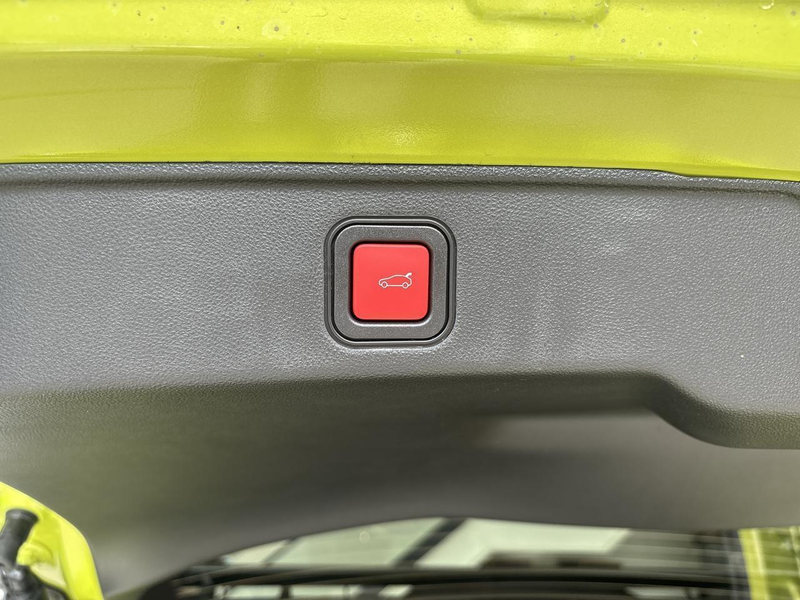 Abarth 600e 54kwh Scorpionissima — photo 15