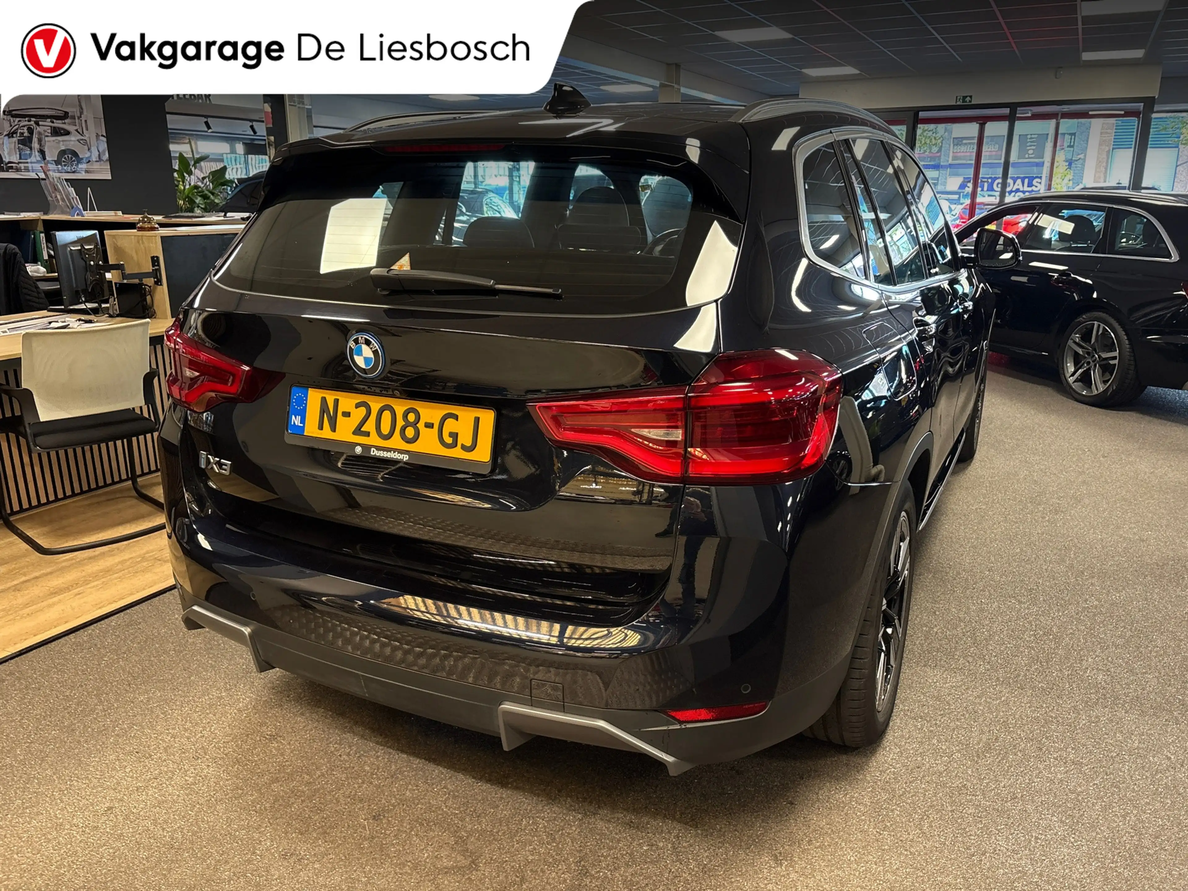 BMW iX3 Executive 80 kWh/pano/leer/memory/trekhaak/camera/ — photo 5