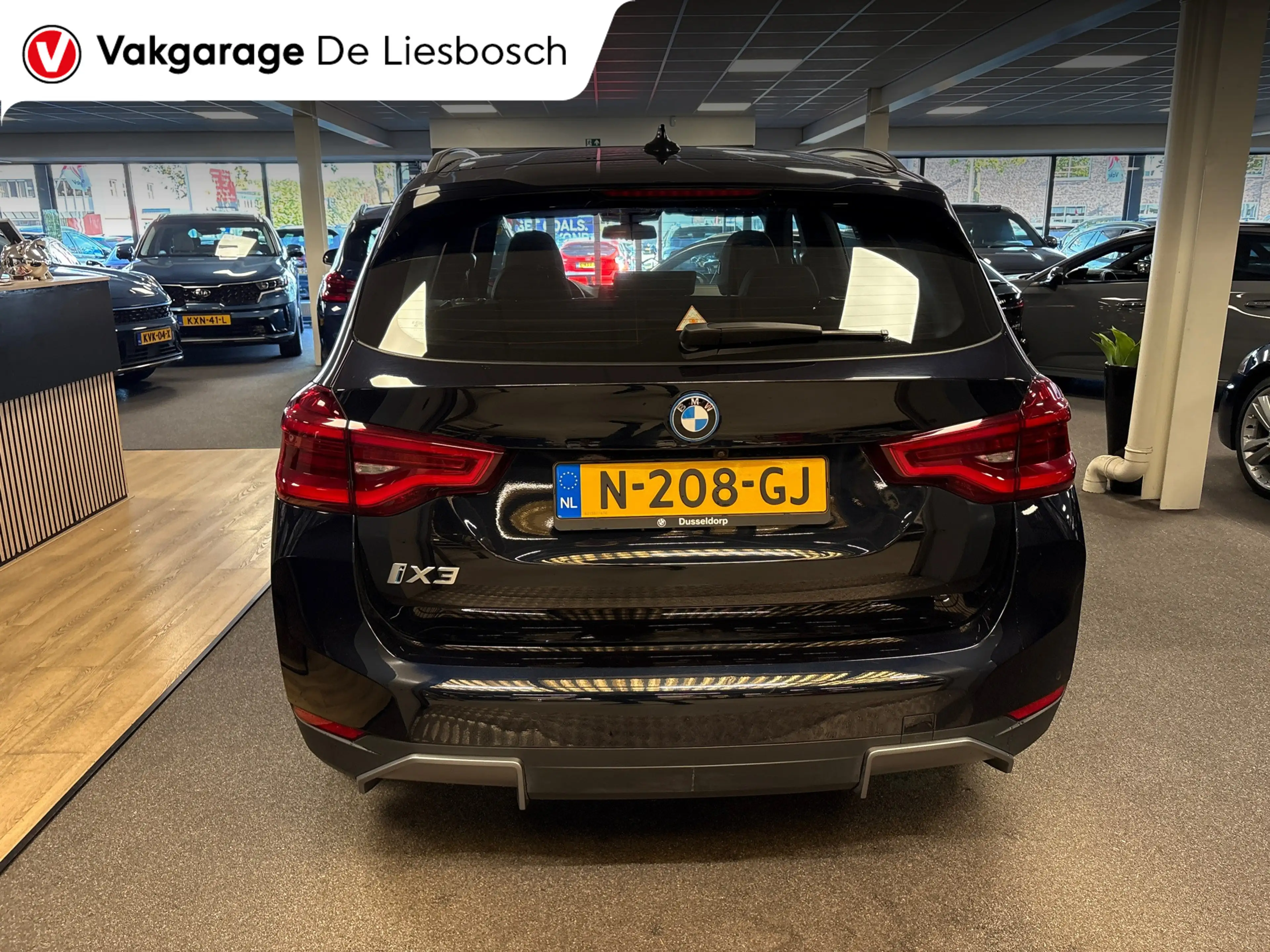 BMW iX3 Executive 80 kWh/pano/leer/memory/trekhaak/camera/ — photo 6