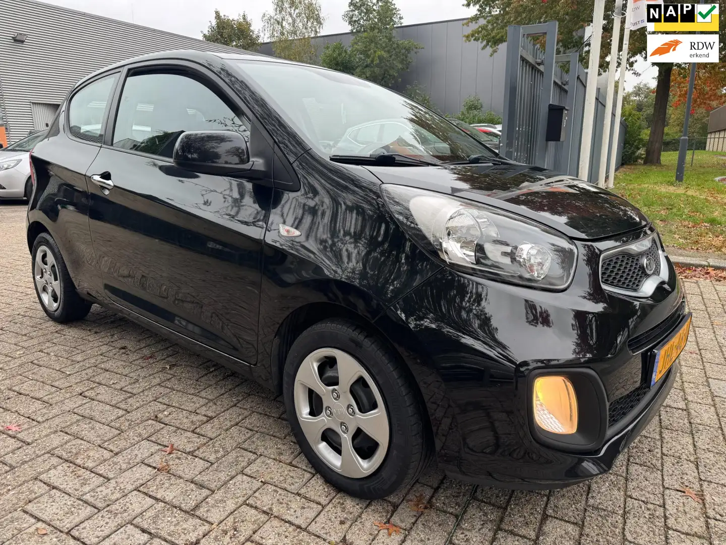 Kia Picanto 1.0 CVVT Comfort Pack 88.449 km , airco, elec pakk Noir - 1