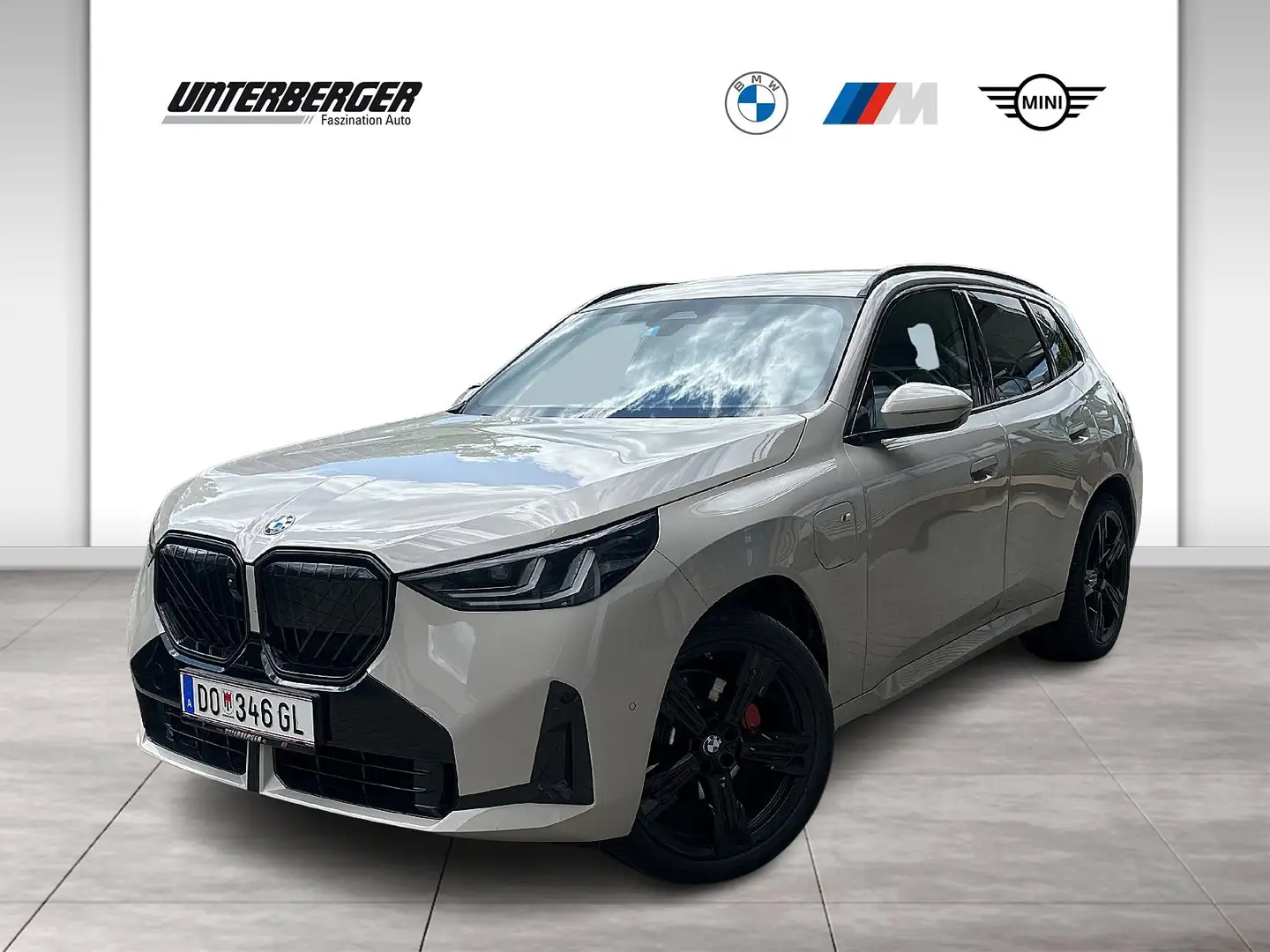 BMW X3 30e xDrive M Sportpaket Pro // elektr. Anhängerkup Grau - 1