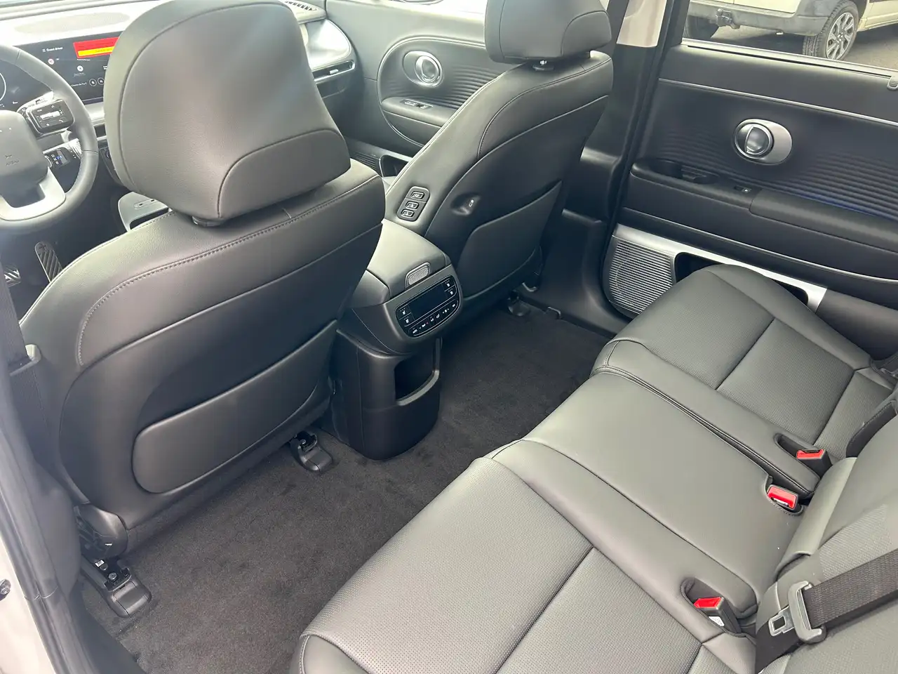 Hyundai IONIQ 9 2026 — фото 10