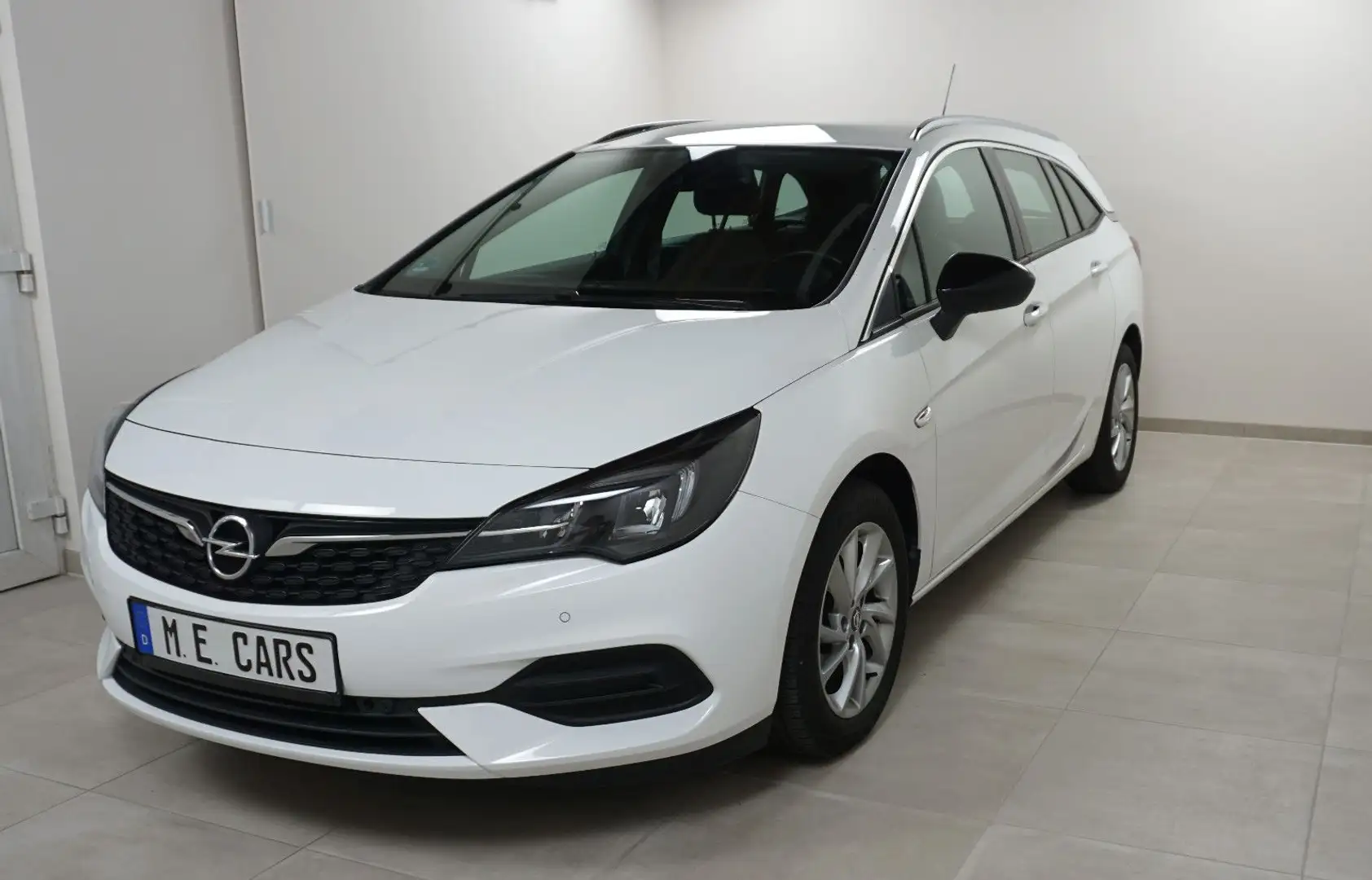 Opel Astra K Sports Tourer Elegance LED Klimaaut PDC Wit - 1