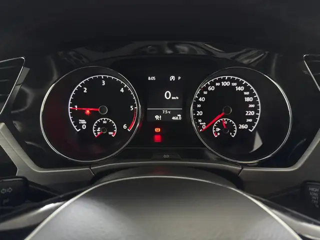 Volkswagen Touran view 9